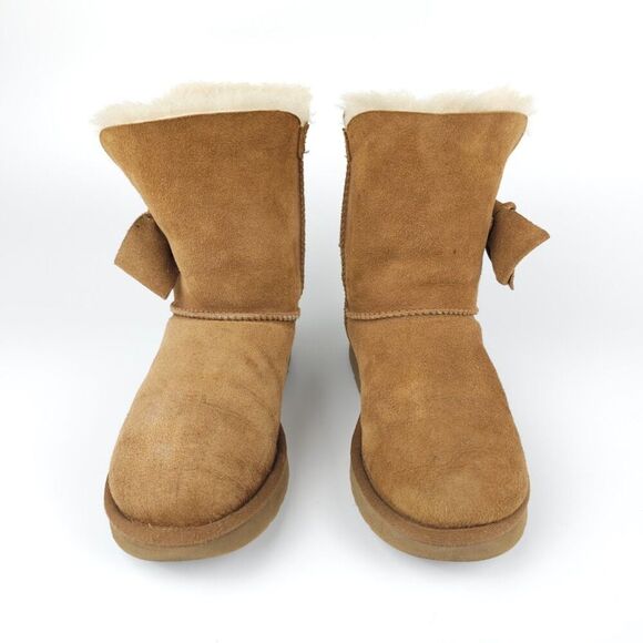 UGG Daelynn Boots Lambskin Suede Classic Short Bow Sherpa Fur 90s Y2k Chestnut - Picture 4 of 8